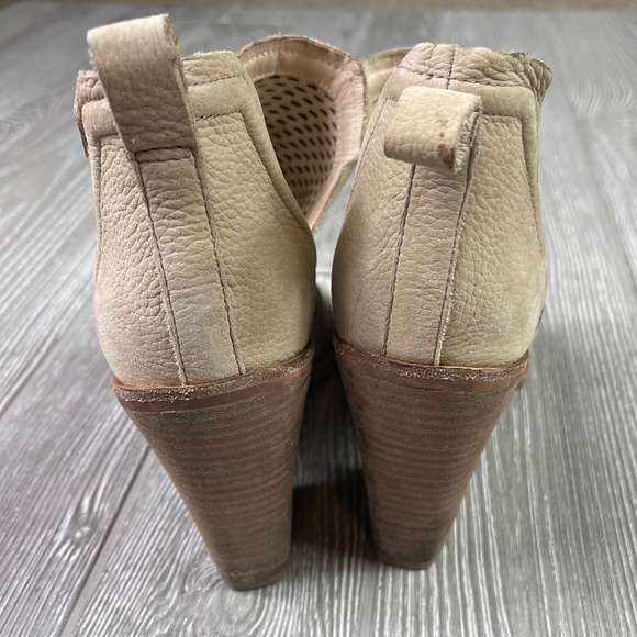 VINCE CAMUTO Leather Slip On Heeled Booties - Picture 6 of 11